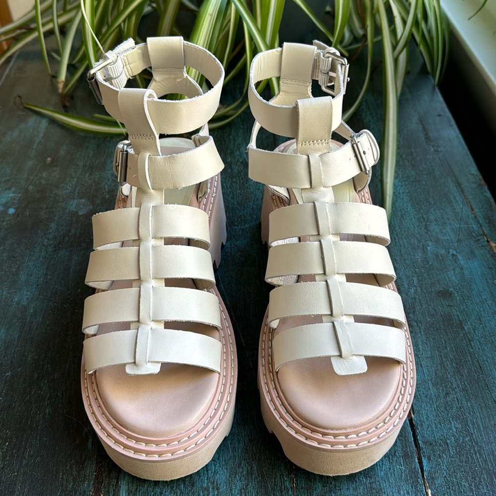 Dolce Vita Ivory Platform Sandles Gladiator s7
